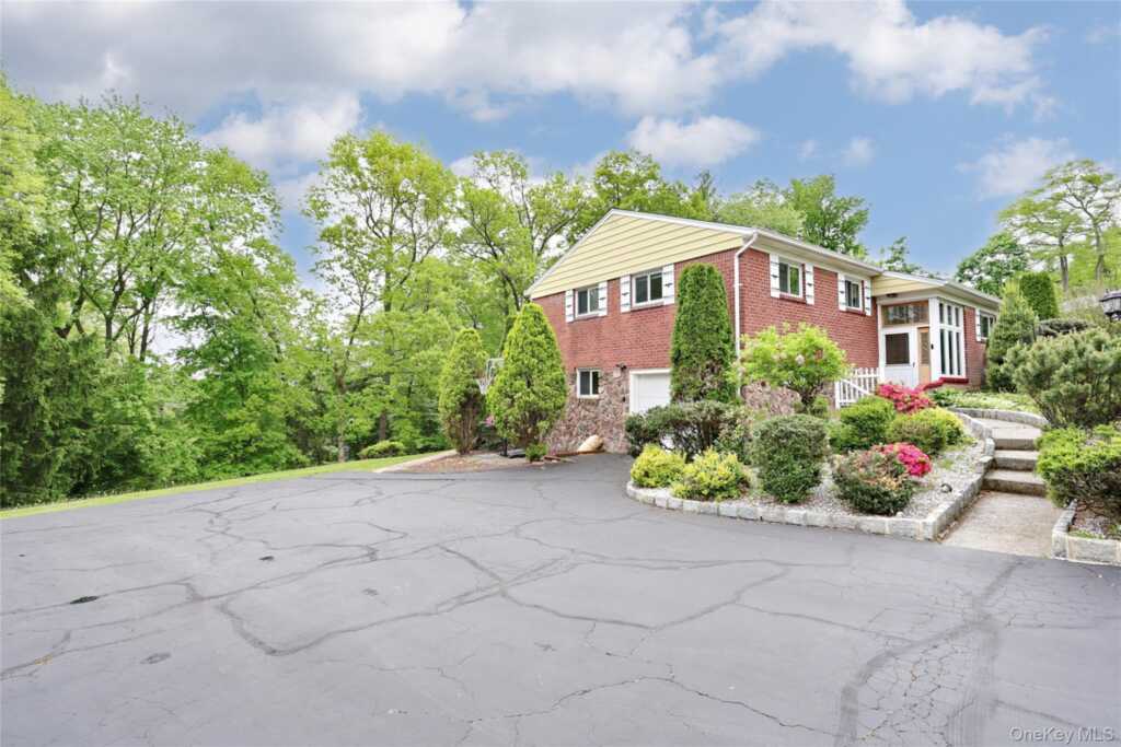 34 E Allison Avenue, Pearl River, NY 10965 - Photo 28 of 28