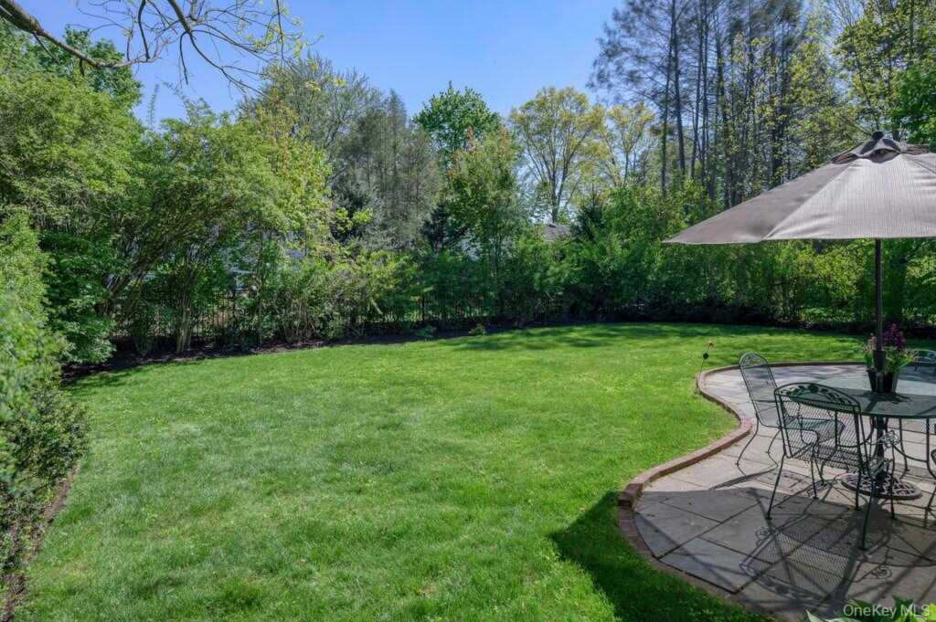 25 Frederick Lane, New Rochelle, NY 10583 - Photo 24 of 25