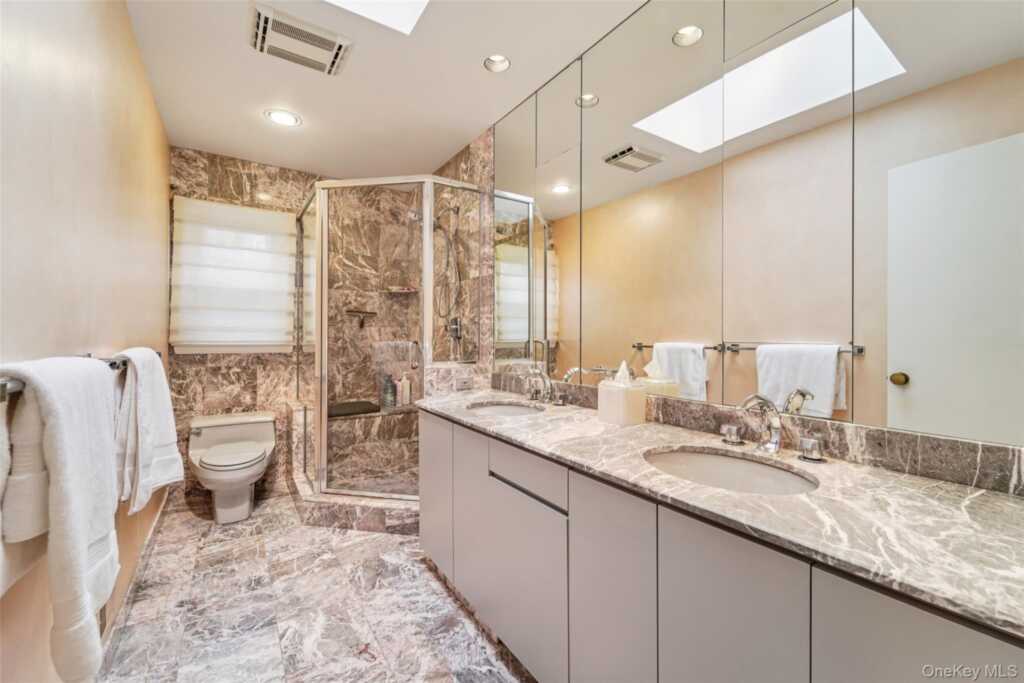 6 Robins Roost, Rye, NY 10573 - Photo 11 of 29