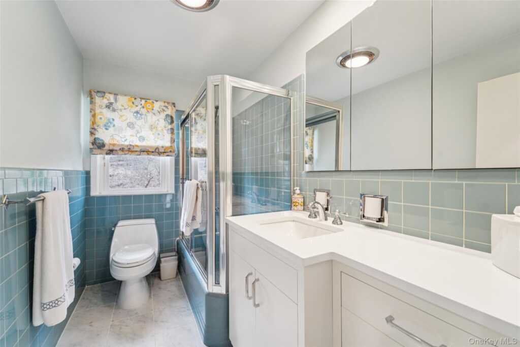 6 Robins Roost, Rye, NY 10573 - Photo 16 of 29