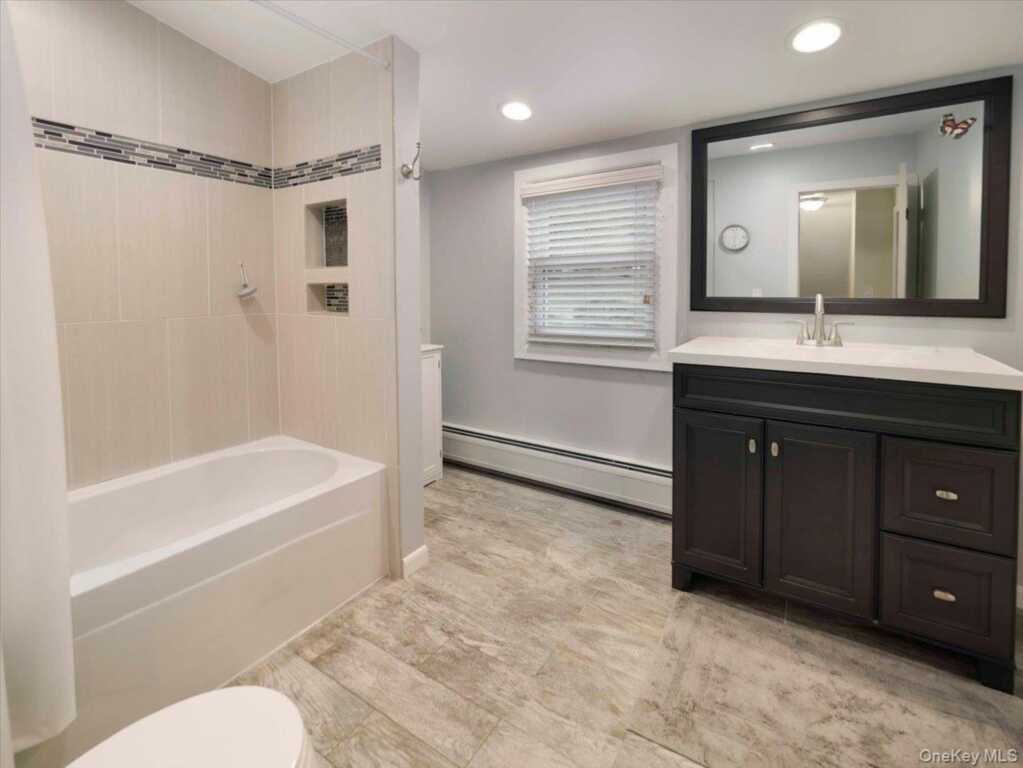 16 Will Rogers Lane, Nanuet, NY 10954 - Photo 19 of 28
