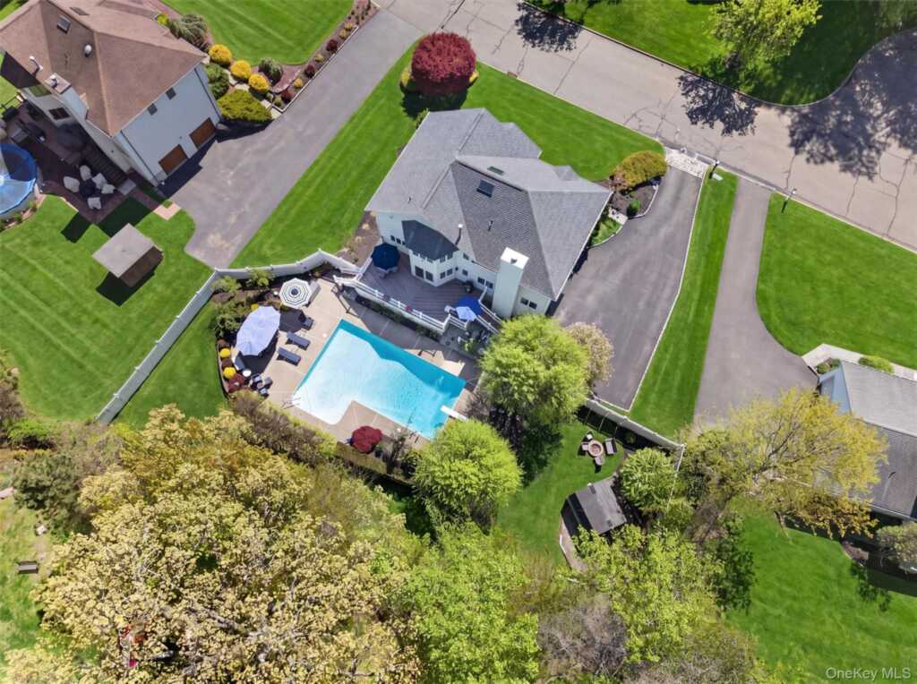 303 Bliss Lane, Valley Cottage, NY 10989 - Photo 49 of 50
