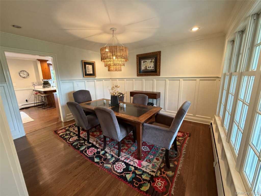 21 Westbank Road, Rye, NY 10580 - Photo 10 of 32