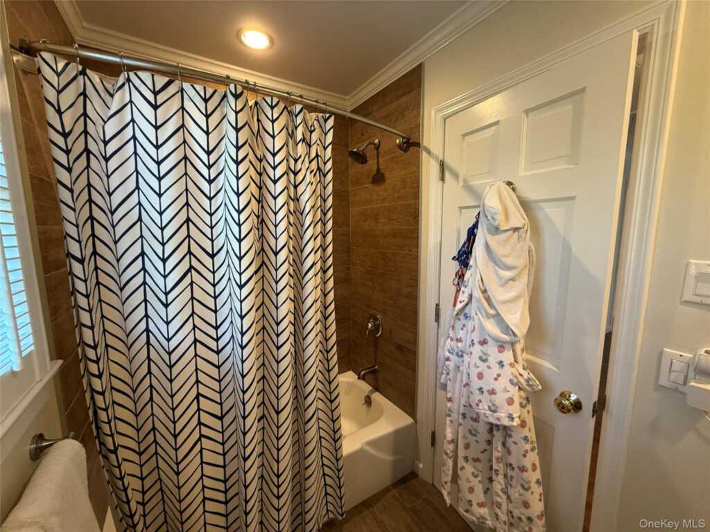 21 Westbank Road, Rye, NY 10580 - Photo 22 of 32