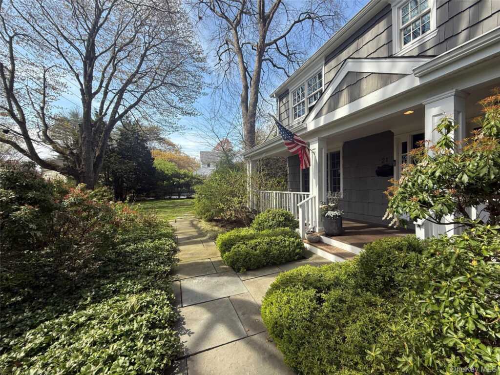 21 Westbank Road, Rye, NY 10580 - Photo 24 of 32