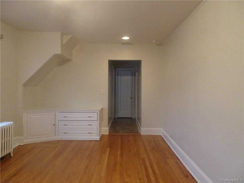 218 Carroll Avenue, Rye, NY 10543 - Photo 14 of 24