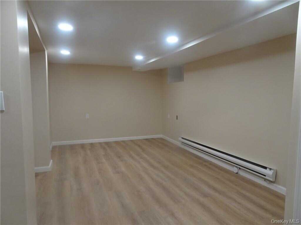 218 Carroll Avenue, Rye, NY 10543 - Photo 19 of 24