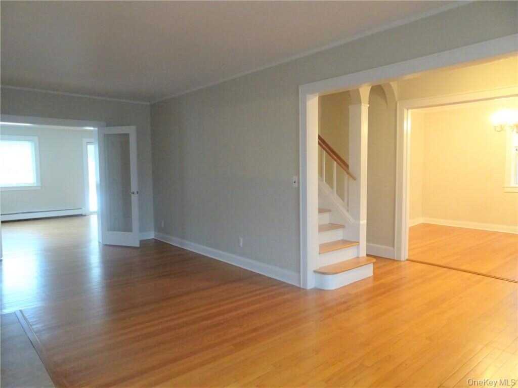 218 Carroll Avenue, Rye, NY 10543 - Photo 6 of 24