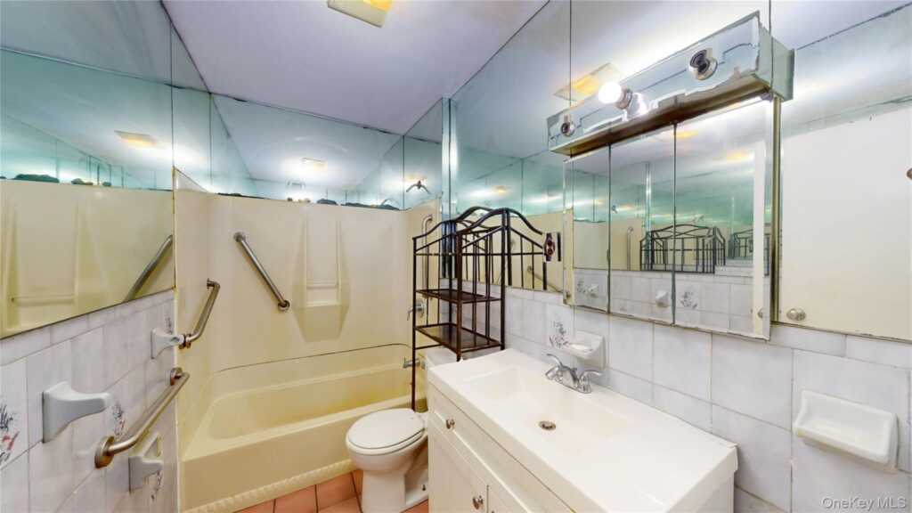 26 Parker Street, Rye, NY 10573 - Photo 10 of 24