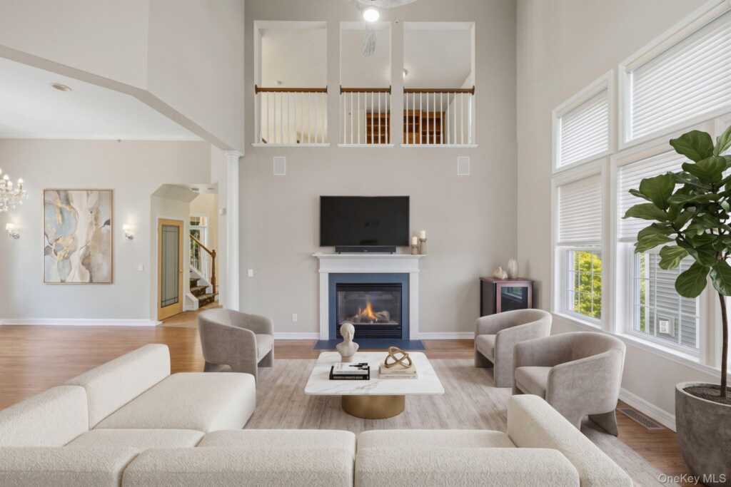 9 Meeting House Lane, Rye, NY 10573 - Photo 2 of 47