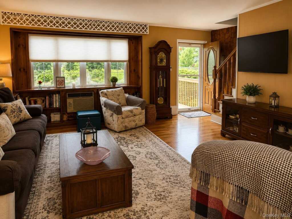 61 E Hall Avenue, Unit #New City, NY 10956, New City, NY 10956 - Photo 10 of 21