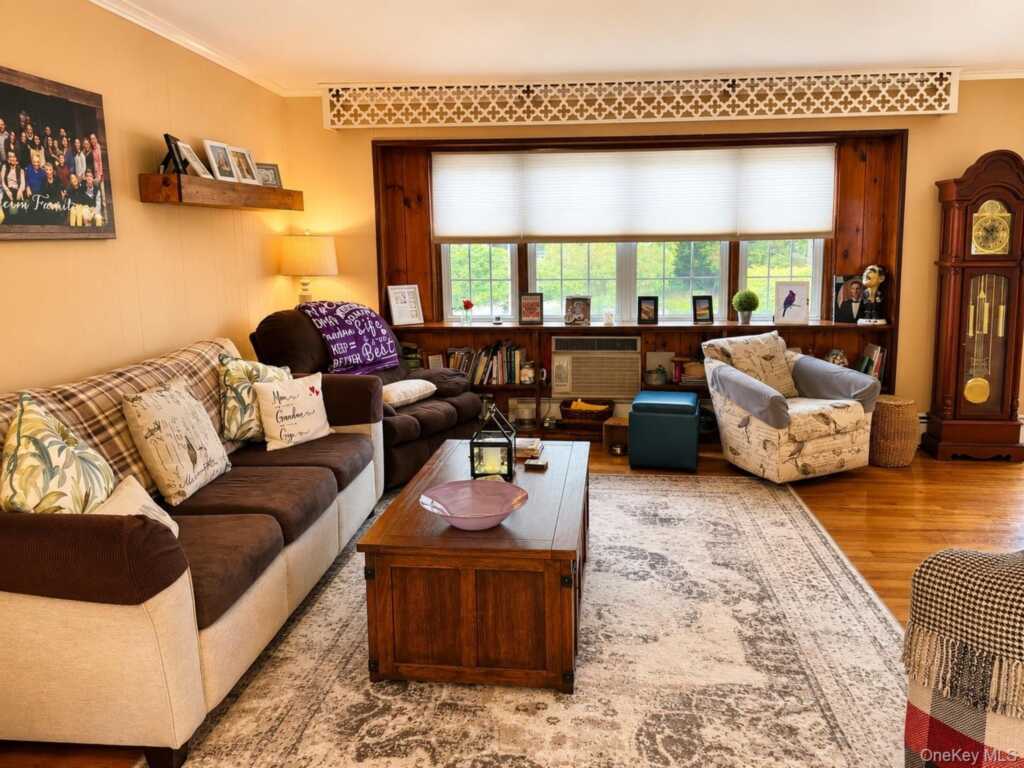61 E Hall Avenue, Unit #New City, NY 10956, New City, NY 10956 - Photo 9 of 21