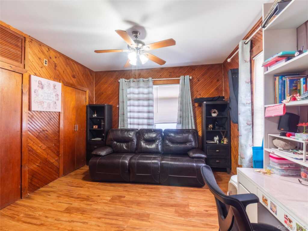 322 Olivia Street, Rye, NY 10573 - Photo 11 of 19