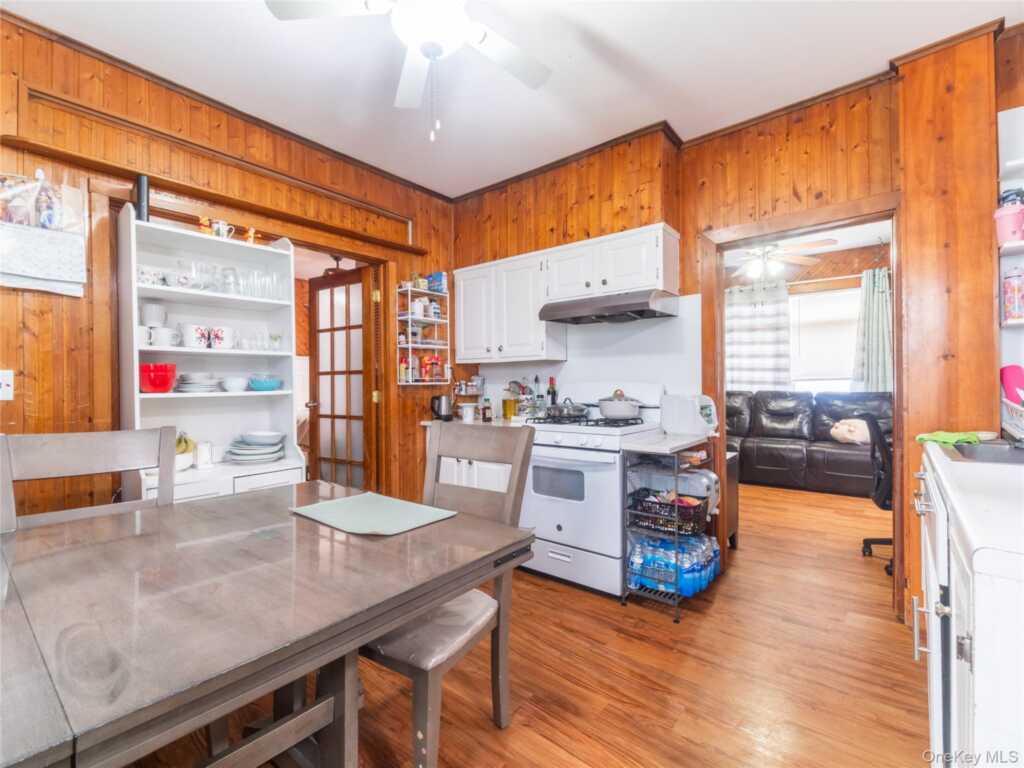 322 Olivia Street, Rye, NY 10573 - Photo 7 of 19
