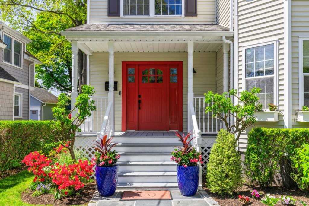34 Davis Avenue, Rye, NY 10580 - Photo 2 of 33