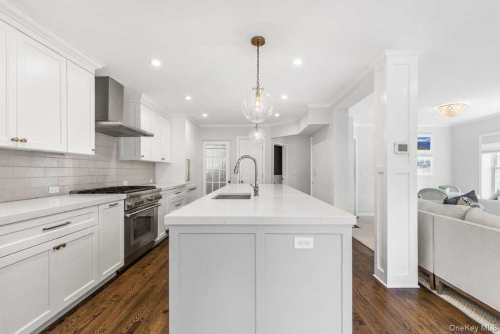 34 Davis Avenue, Rye, NY 10580 - Photo 8 of 33