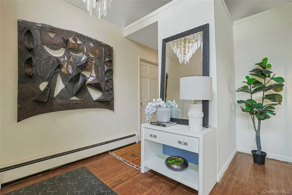 277 S Boulevard, Nyack, NY 10960 - Photo 2 of 32