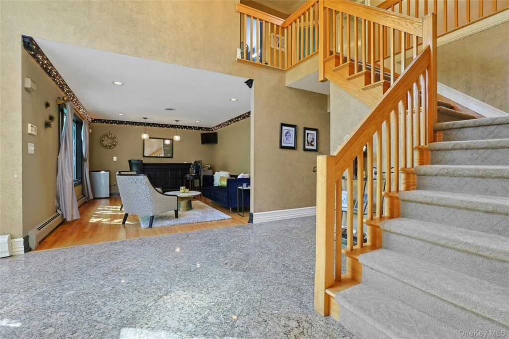 20 Sandstone Trail, New City, NY 10956 - Photo 13 of 40