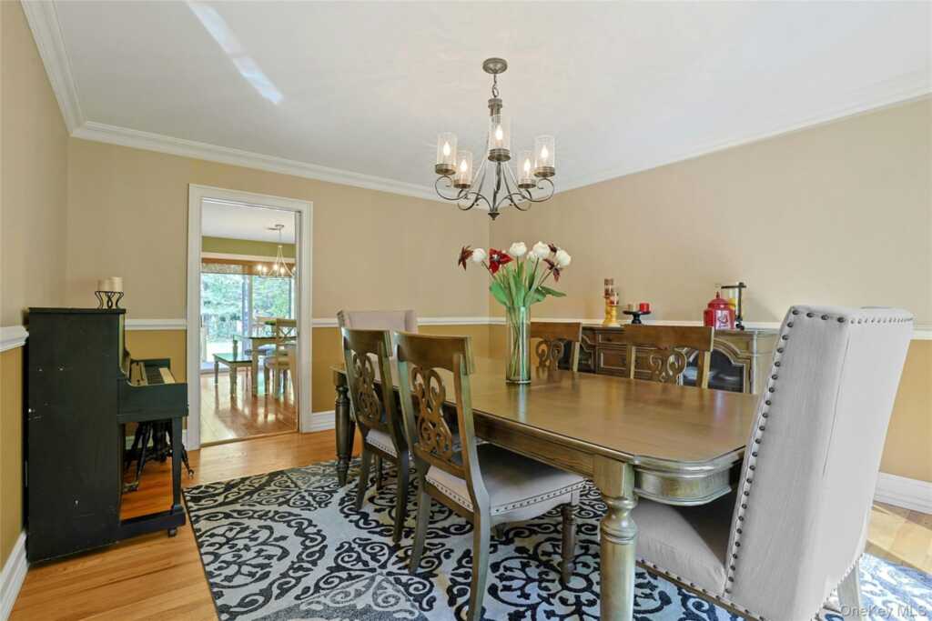 20 Sandstone Trail, New City, NY 10956 - Photo 16 of 40