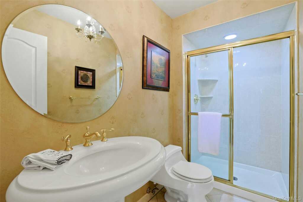 20 Sandstone Trail, New City, NY 10956 - Photo 26 of 40
