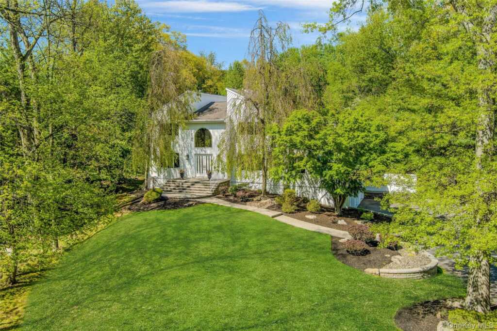 20 Sandstone Trail, New City, NY 10956 - Photo 39 of 40