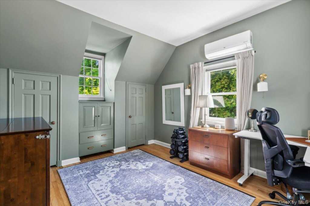 1 Hilltop Drive, Rye, NY 10573 - Photo 12 of 21