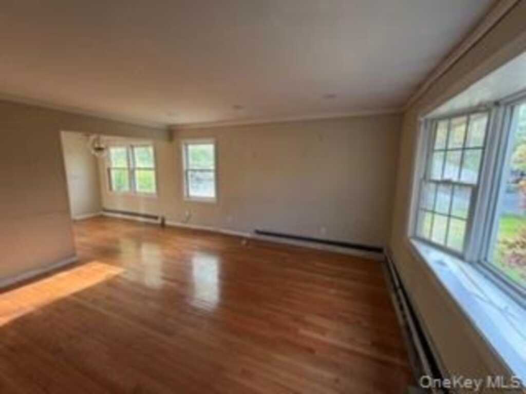 13 Venter Lane, Nanuet, NY 10954 - Photo 10 of 48
