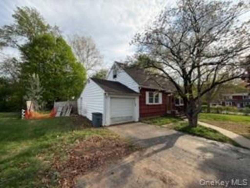 13 Venter Lane, Nanuet, NY 10954 - Photo 5 of 48