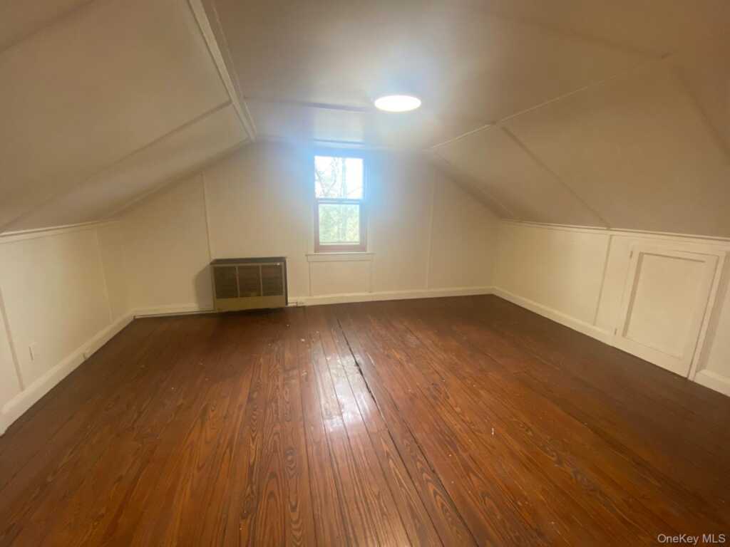 72 N Liberty Drive, Stony Point, NY 10980 - Photo 4 of 9