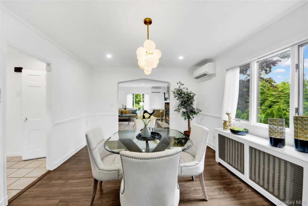 10 Cherry Avenue, New Rochelle, NY 10801 - Photo 13 of 44