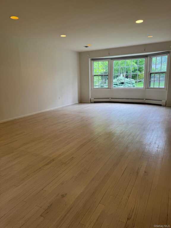 24 Beaumont Drive, New City, NY 10956 - Photo 7 of 24