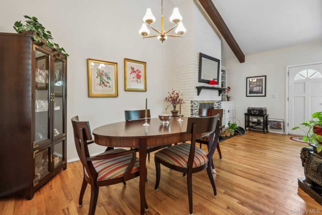 22 Stony Run, New Rochelle, NY 10804 - Photo 13 of 38