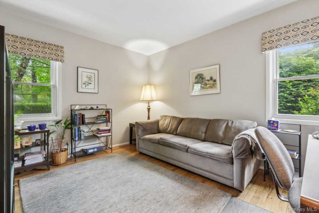 22 Stony Run, New Rochelle, NY 10804 - Photo 18 of 38