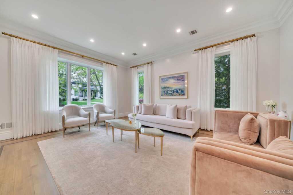 12 Dalewood Drive, Suffern, NY 10901 - Photo 6 of 40