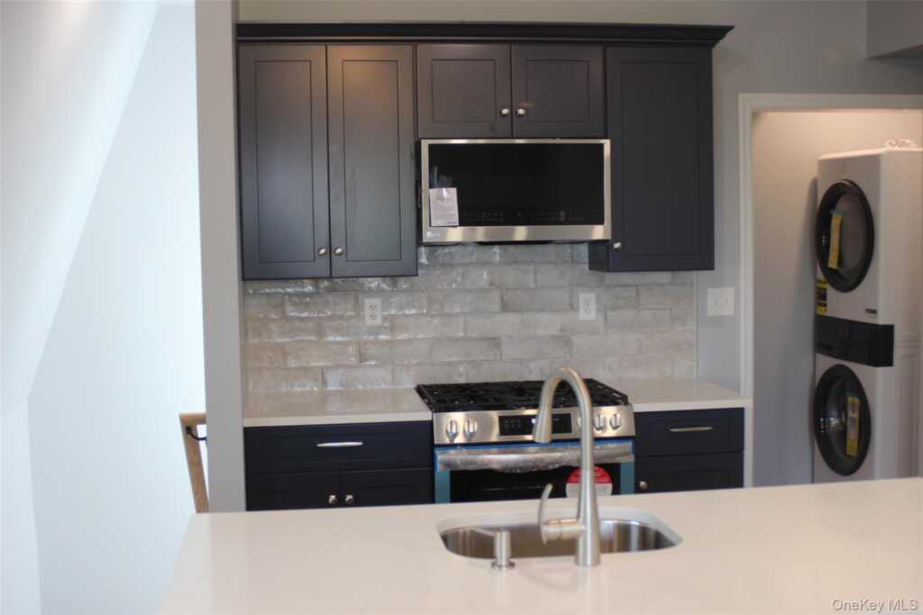 58 S Prospect Street, Nyack, NY 10960 - Photo 2 of 5