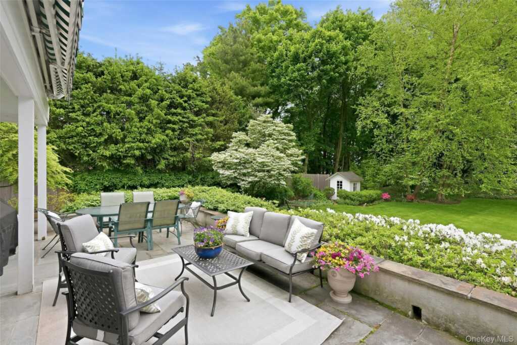 164 Julian Street, Rye, NY 10580 - Photo 2 of 38