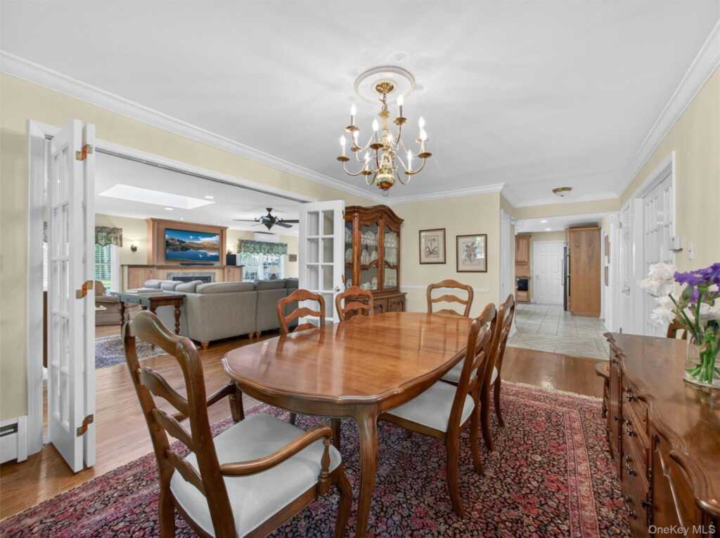 22 E Mayer Drive, Suffern, NY 10901 - Photo 14 of 39