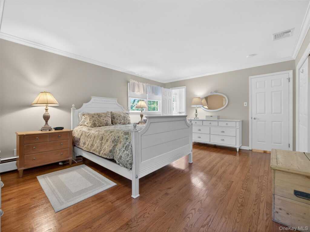 22 E Mayer Drive, Suffern, NY 10901 - Photo 19 of 39