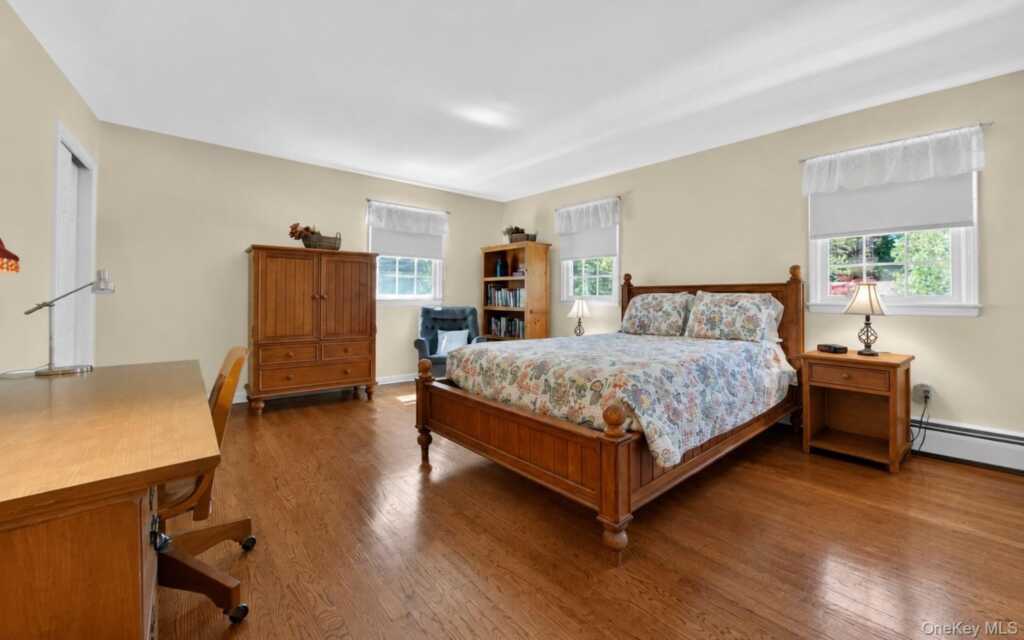 22 E Mayer Drive, Suffern, NY 10901 - Photo 22 of 39