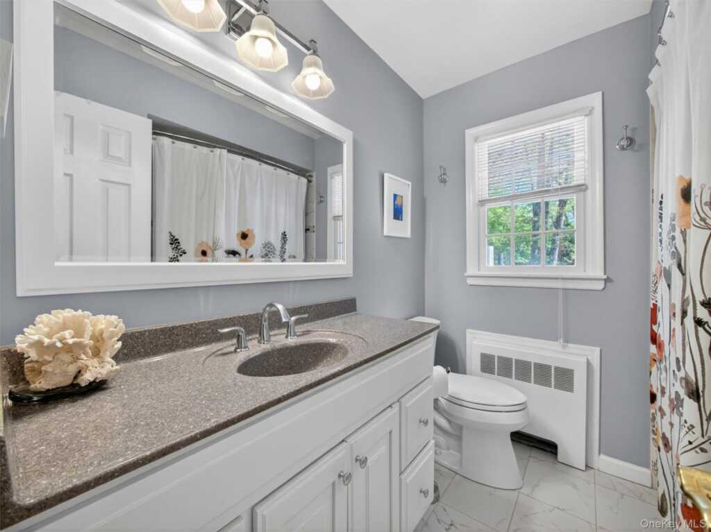 22 E Mayer Drive, Suffern, NY 10901 - Photo 23 of 39