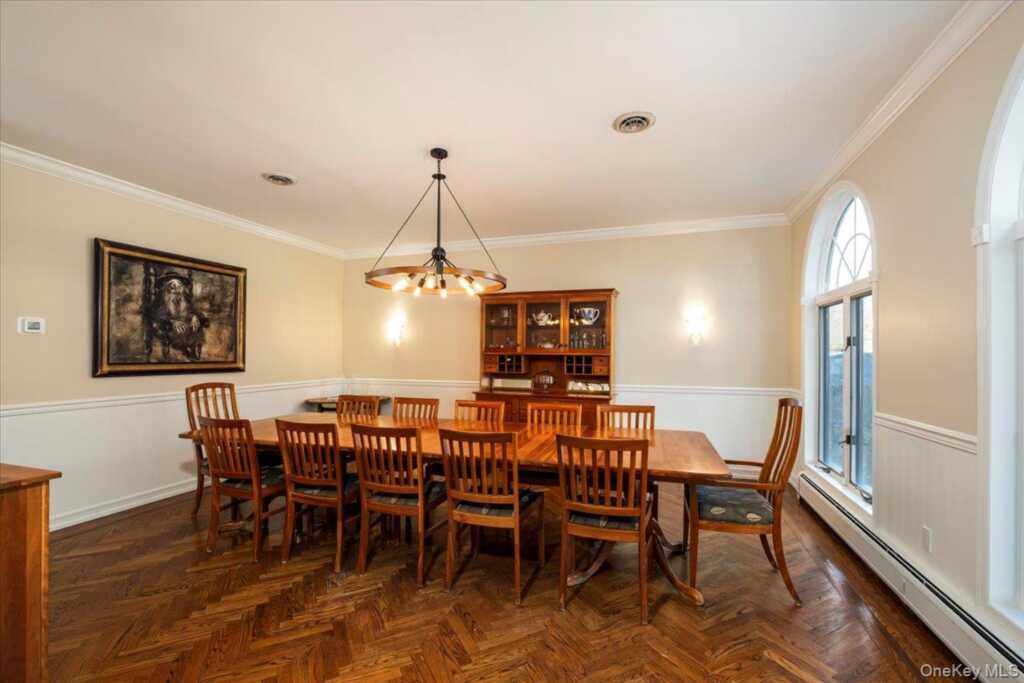 11 Baker Lane, Suffern, NY 10901 - Photo 10 of 49