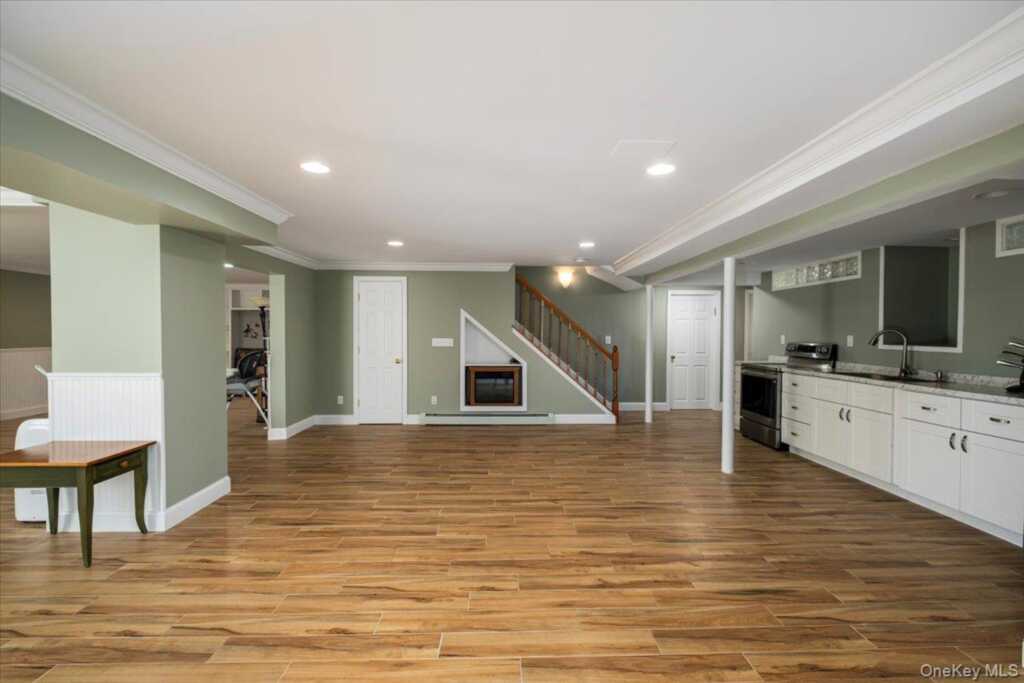 11 Baker Lane, Suffern, NY 10901 - Photo 30 of 49