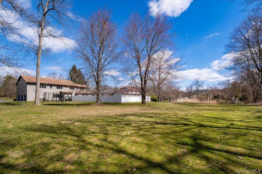 11 Baker Lane, Suffern, NY 10901 - Photo 42 of 49