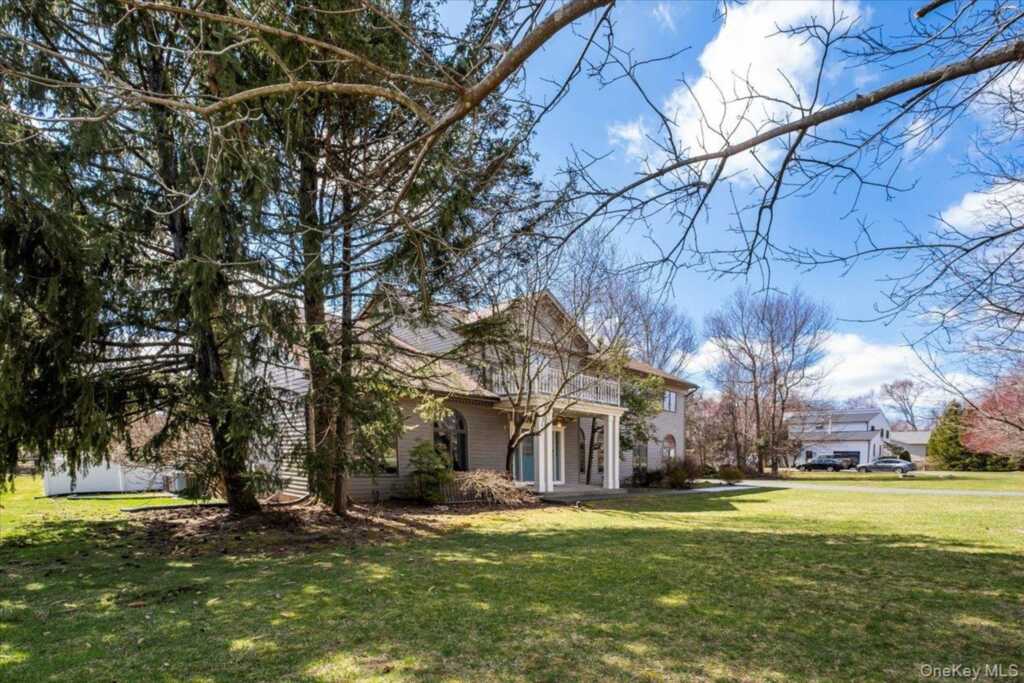 11 Baker Lane, Suffern, NY 10901 - Photo 44 of 49