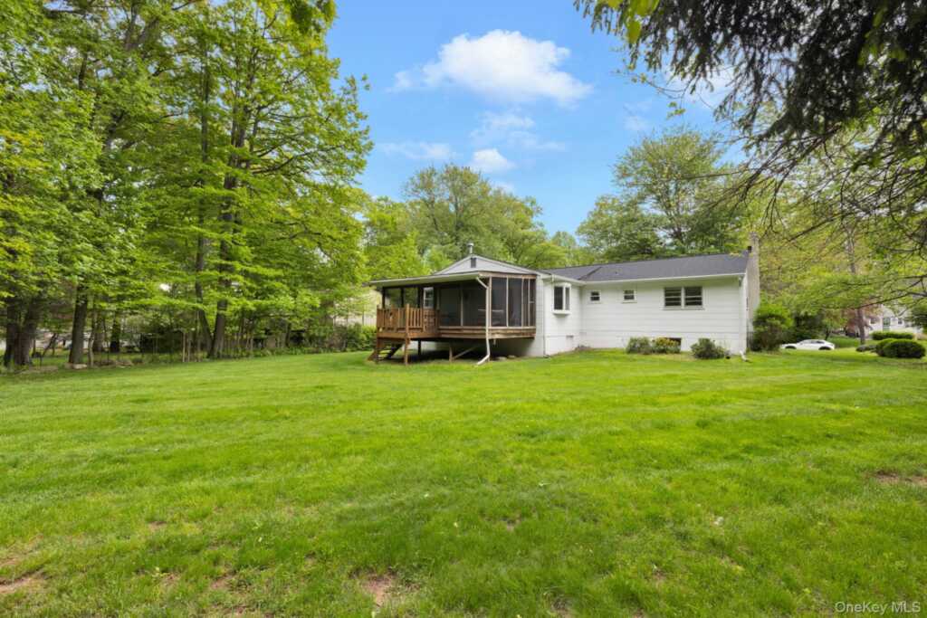16 Oak Road, New City, NY 10956 - Photo 29 of 34