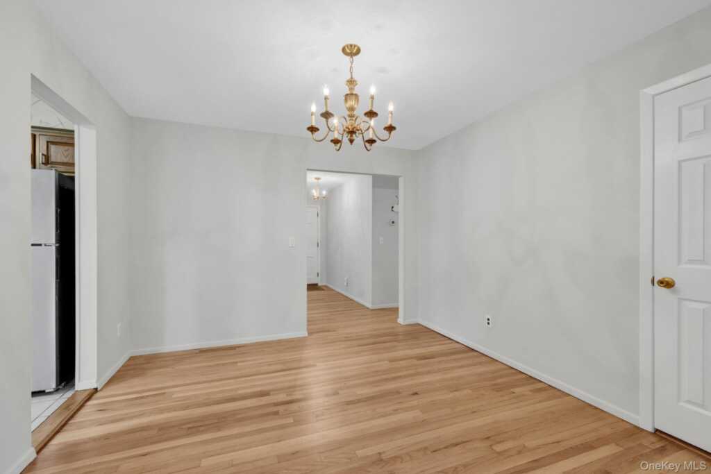 16 Oak Road, New City, NY 10956 - Photo 7 of 34