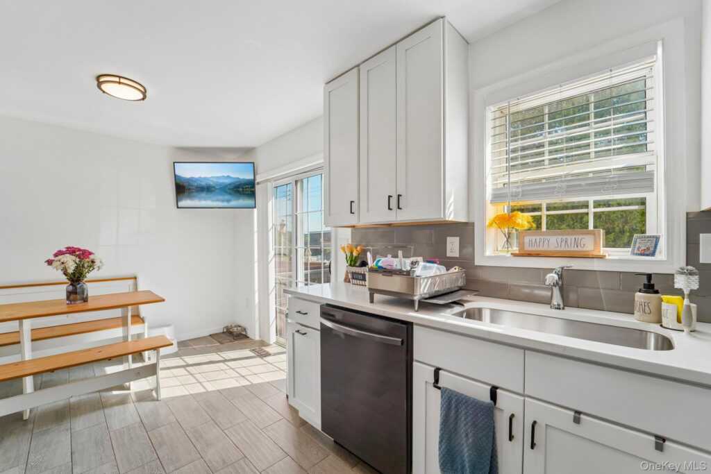 7 Sand Street, Rye, NY 10573 - Photo 13 of 30