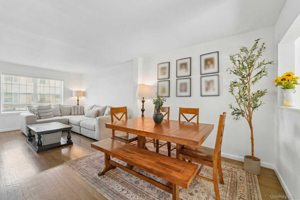 7 Sand Street, Rye, NY 10573 - Photo 8 of 30