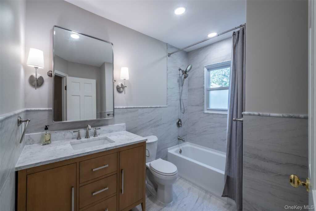 177 Puritan Drive, New Rochelle, NY 10583 - Photo 26 of 38