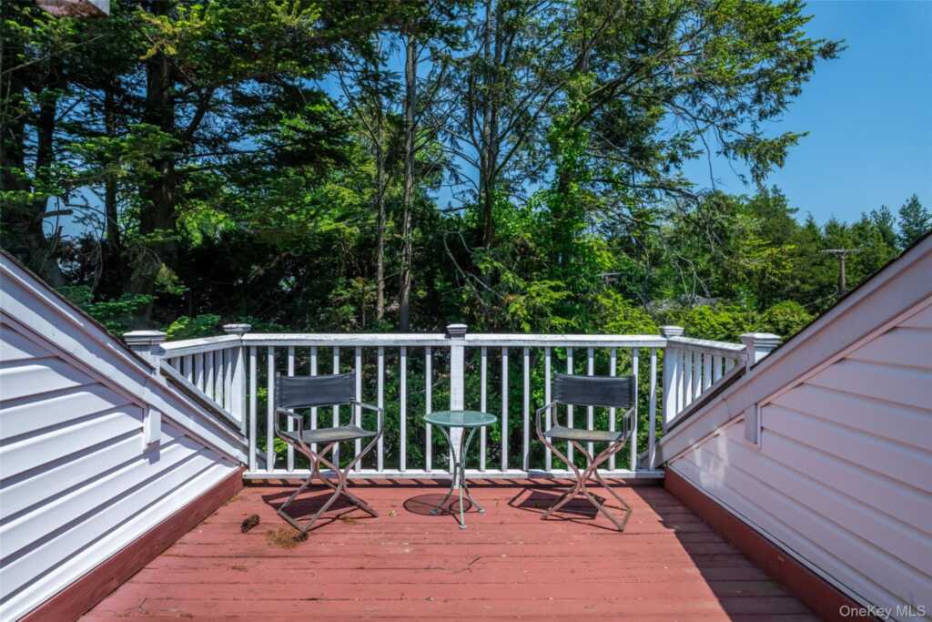 177 Puritan Drive, New Rochelle, NY 10583 - Photo 31 of 38